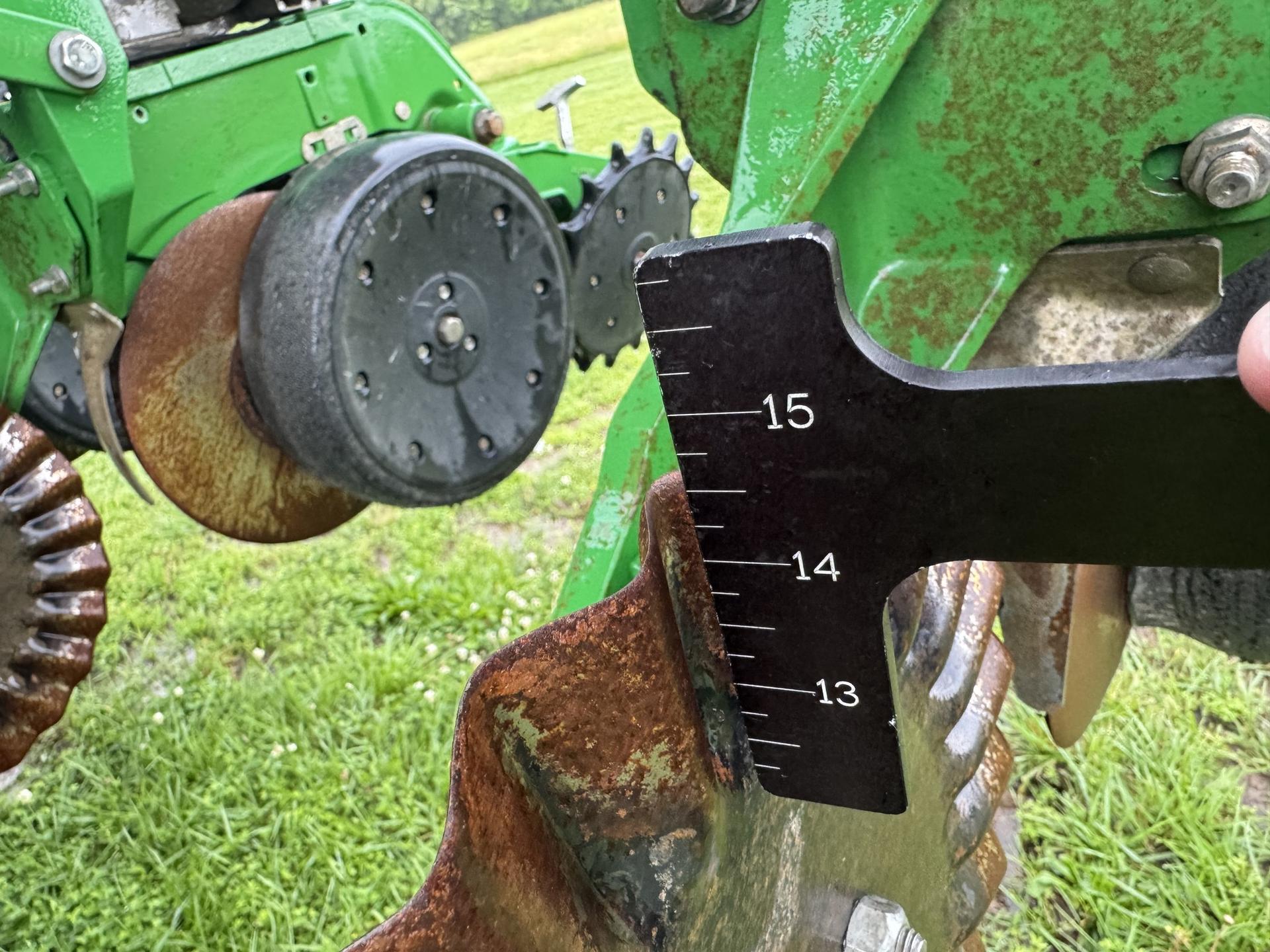 2015 John Deere 1795 Image