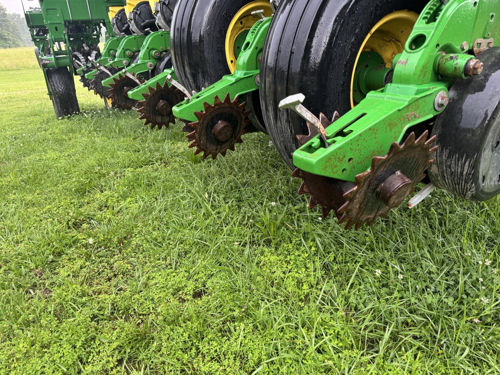 2015 John Deere 1795 Image