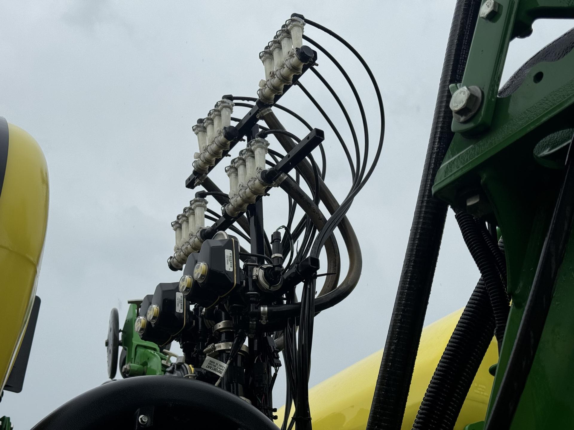 2015 John Deere 1795 Image