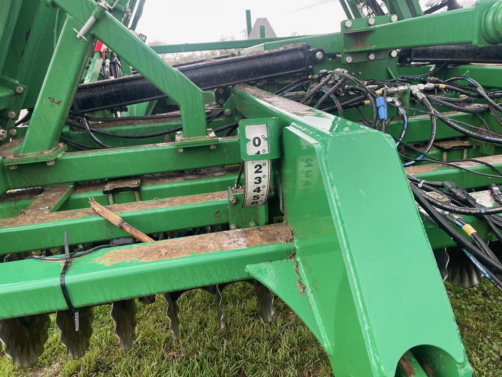 2017 Great Plains 3500TM Image