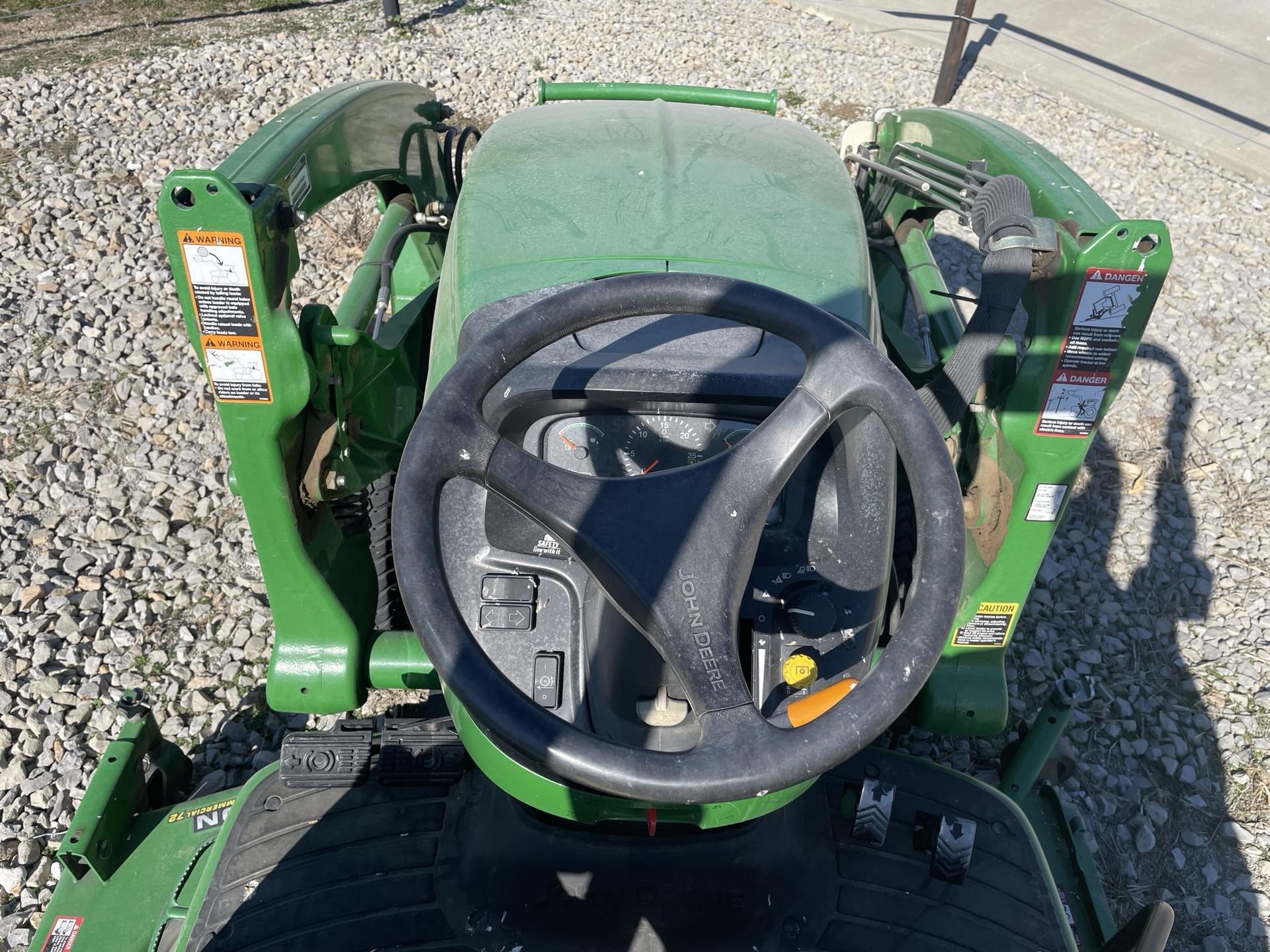 2006 John Deere 3520 Image
