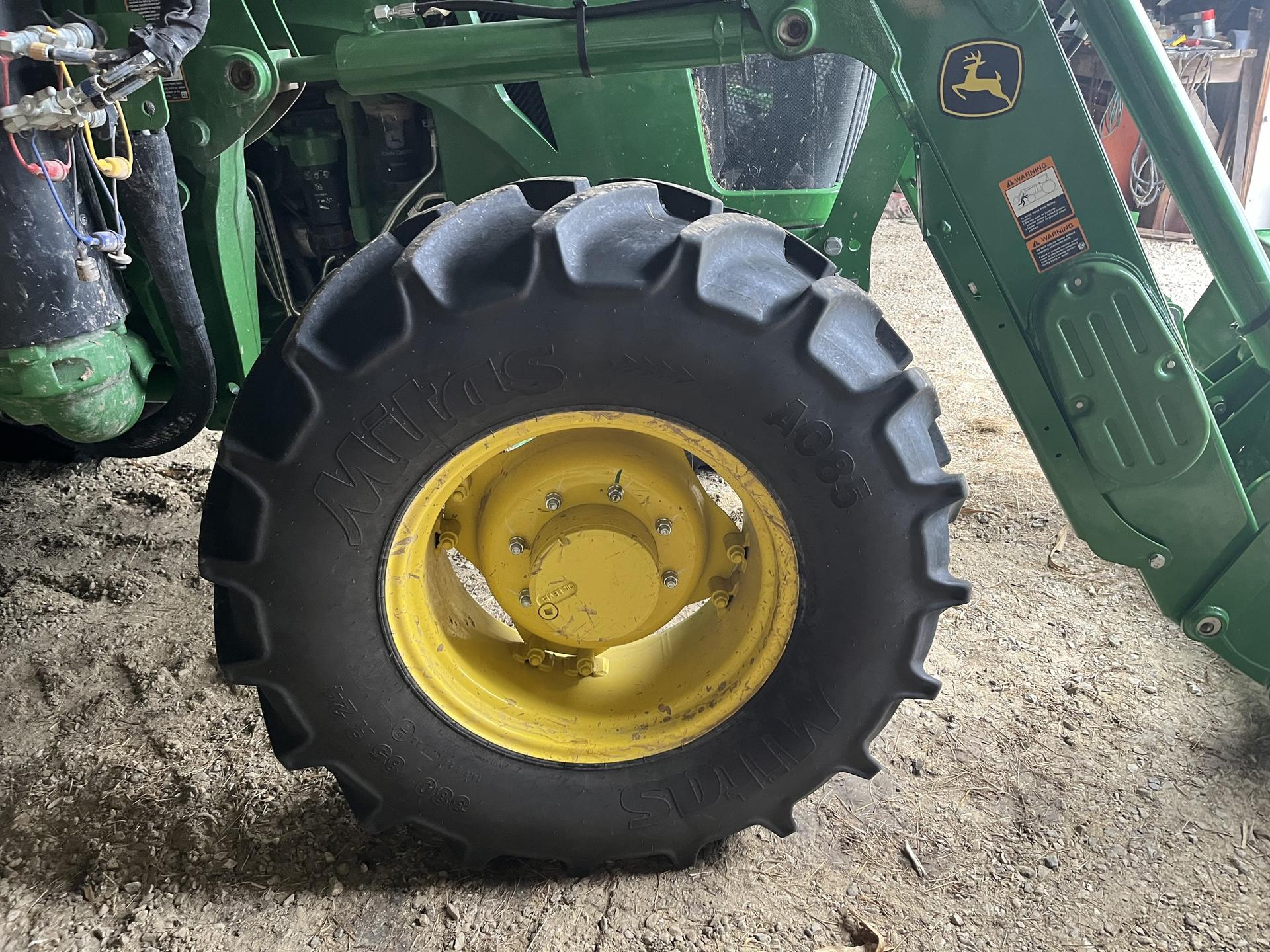2023 John Deere 6135E Image