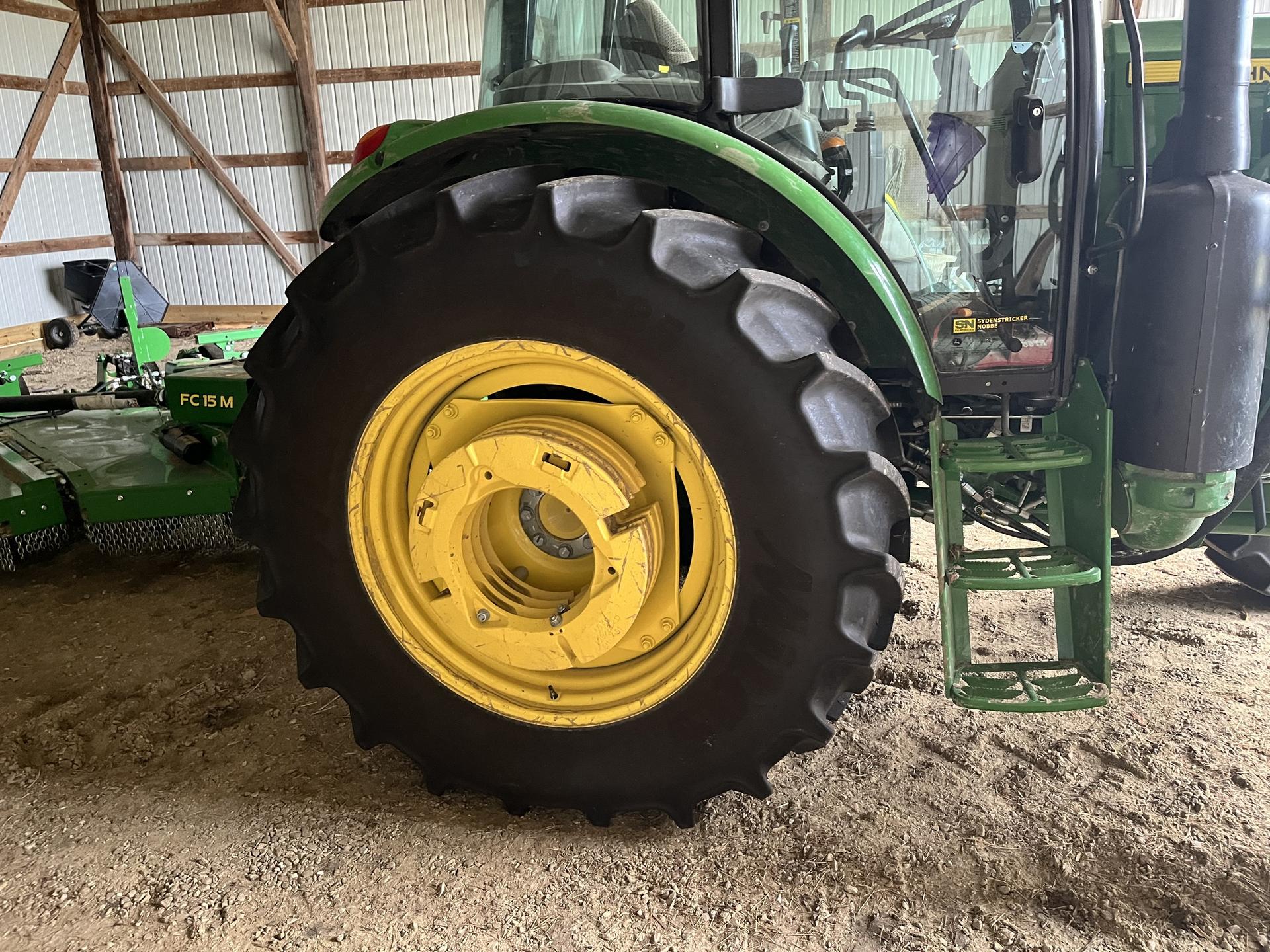 2023 John Deere 6135E Image