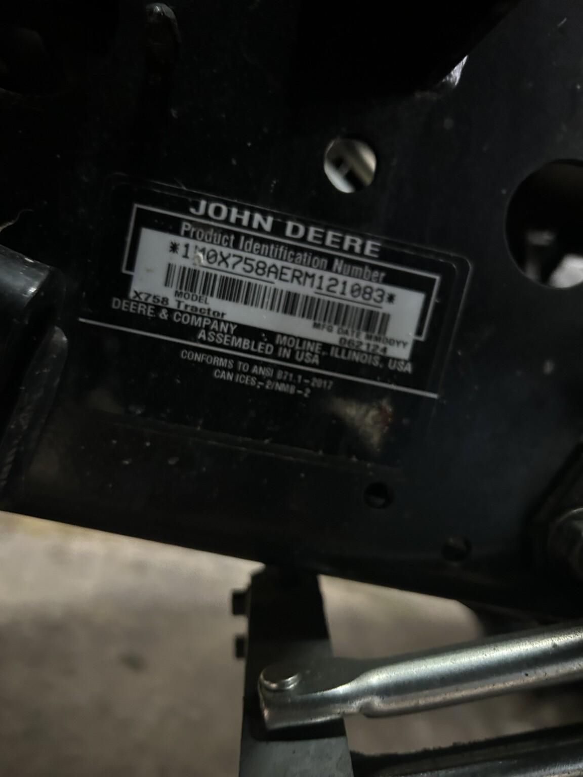 2024 John Deere X758 Image