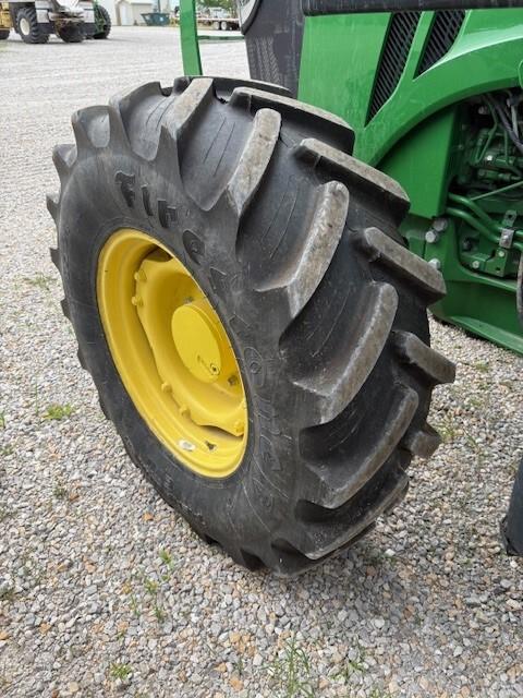 2023 John Deere 5115M Image
