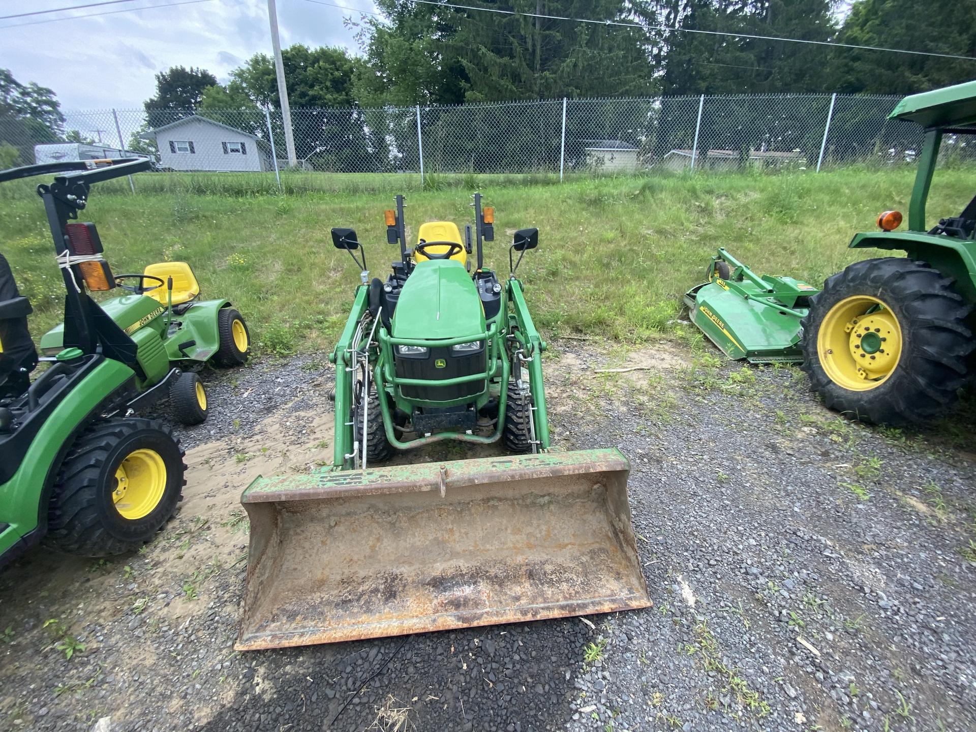 2019 John Deere 1025R Image