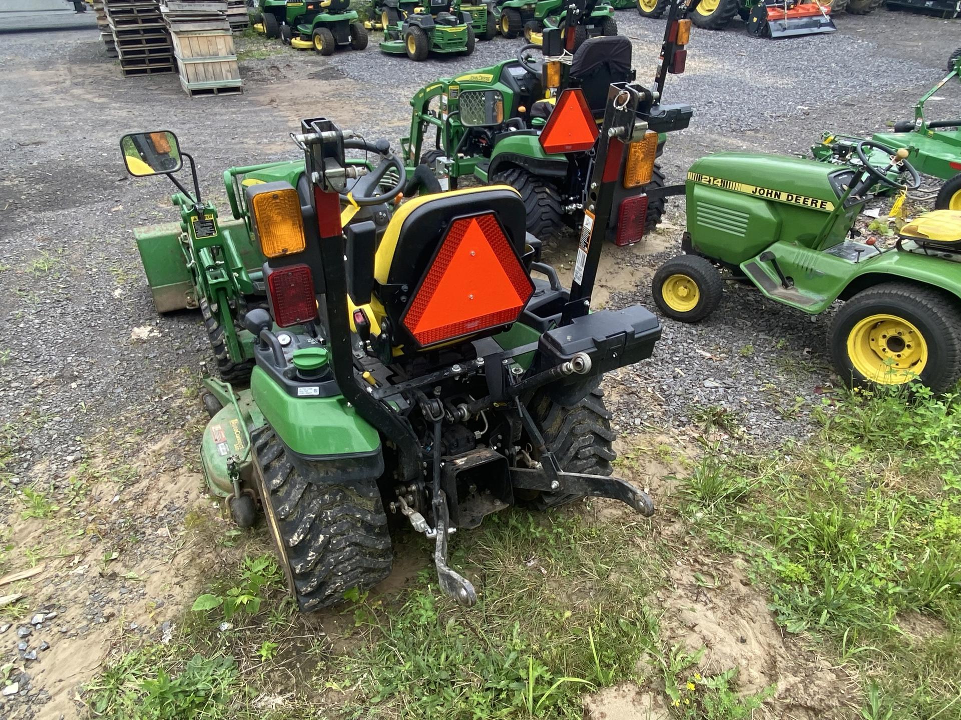 2019 John Deere 1025R Image