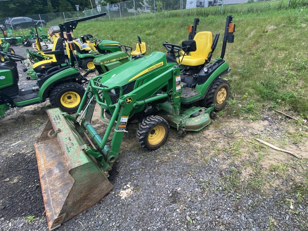 2019 John Deere 1025R Image