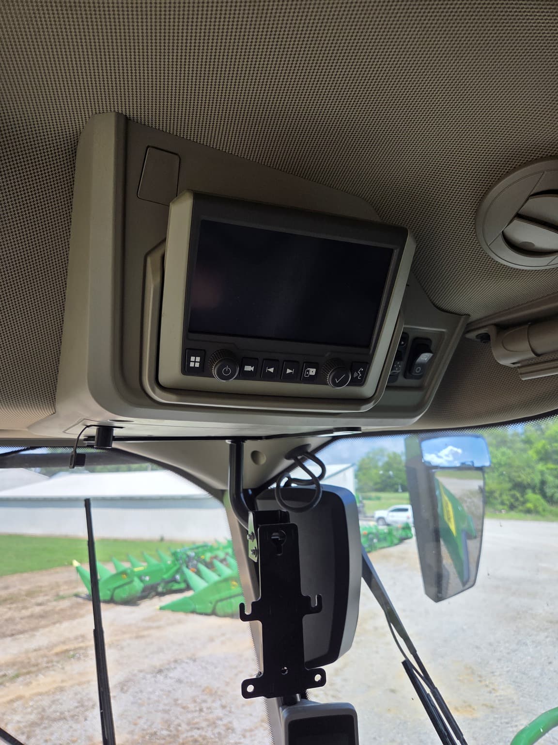 2023 John Deere X9 1000 Image