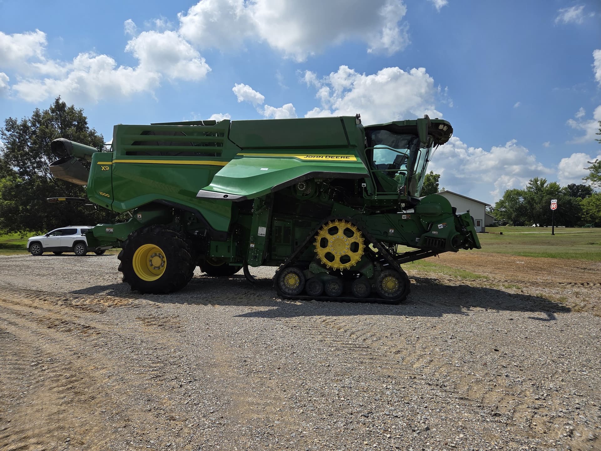 2023 John Deere X9 1000 Image