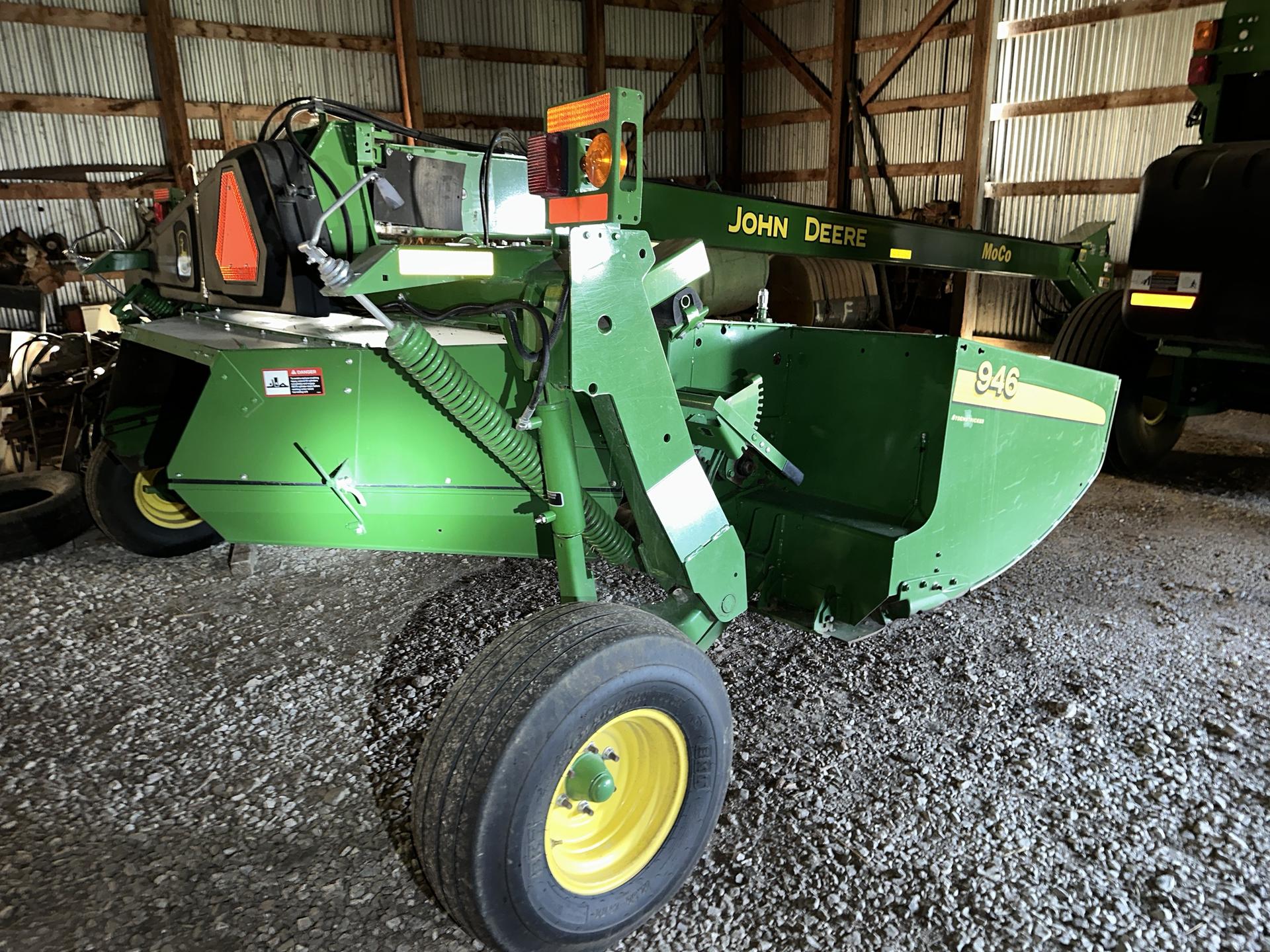 2020 John Deere 946 Image