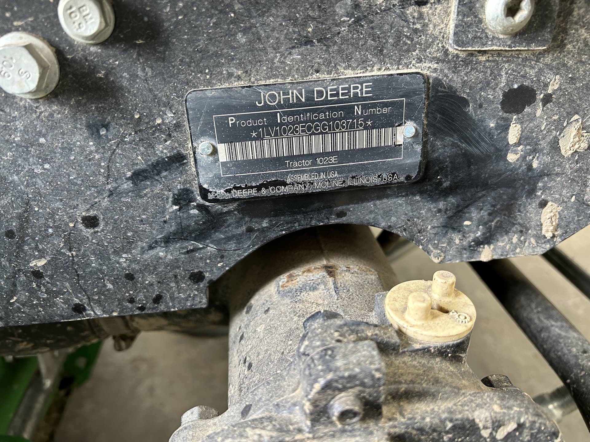 2015 John Deere 1023E Image