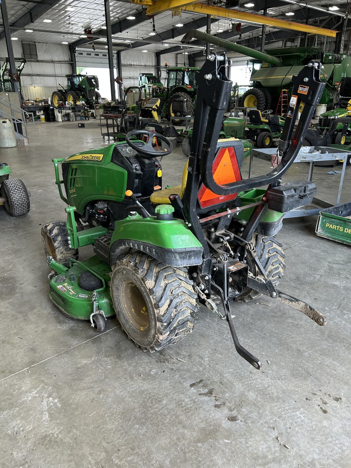 2015 John Deere 1023E Image
