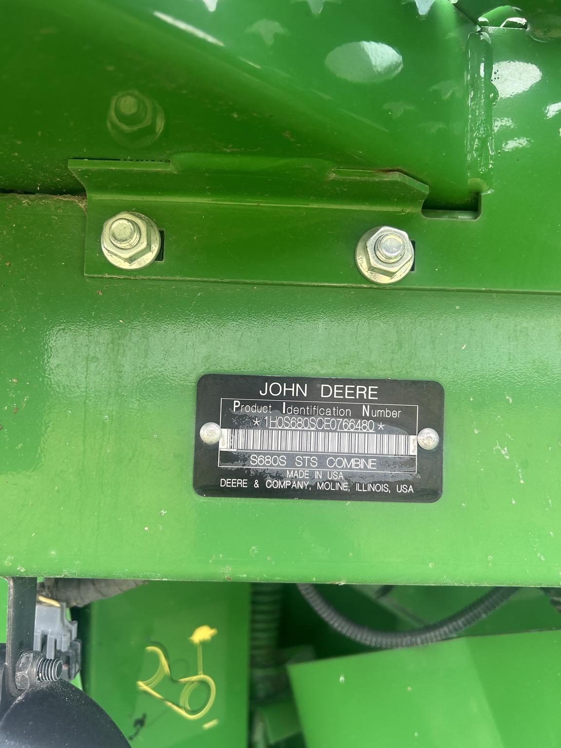 2014 John Deere S680 Image