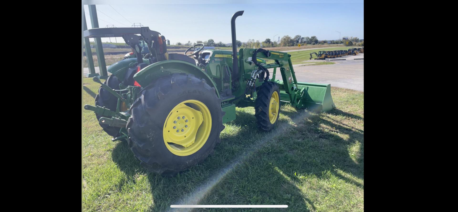 2022 John Deere 5065E Image