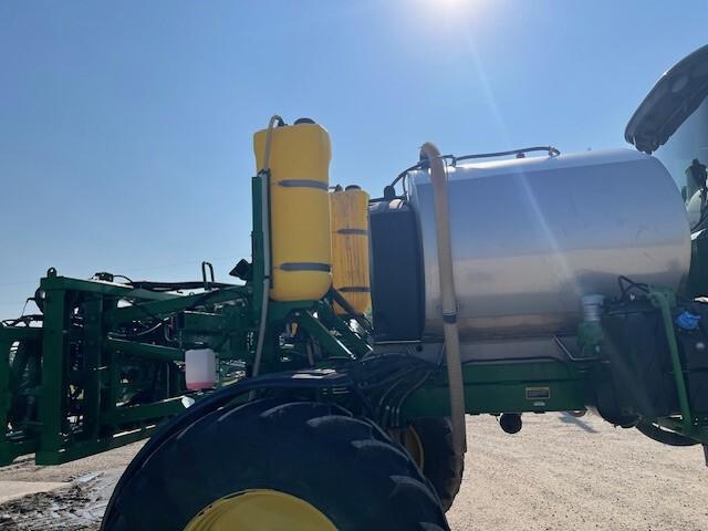 2020 John Deere R4038 Image