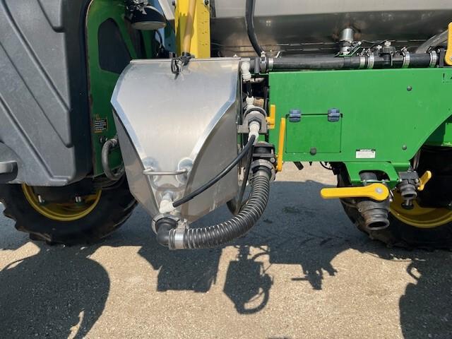 2020 John Deere R4038 Image