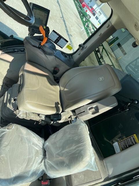 2020 John Deere R4038 Image