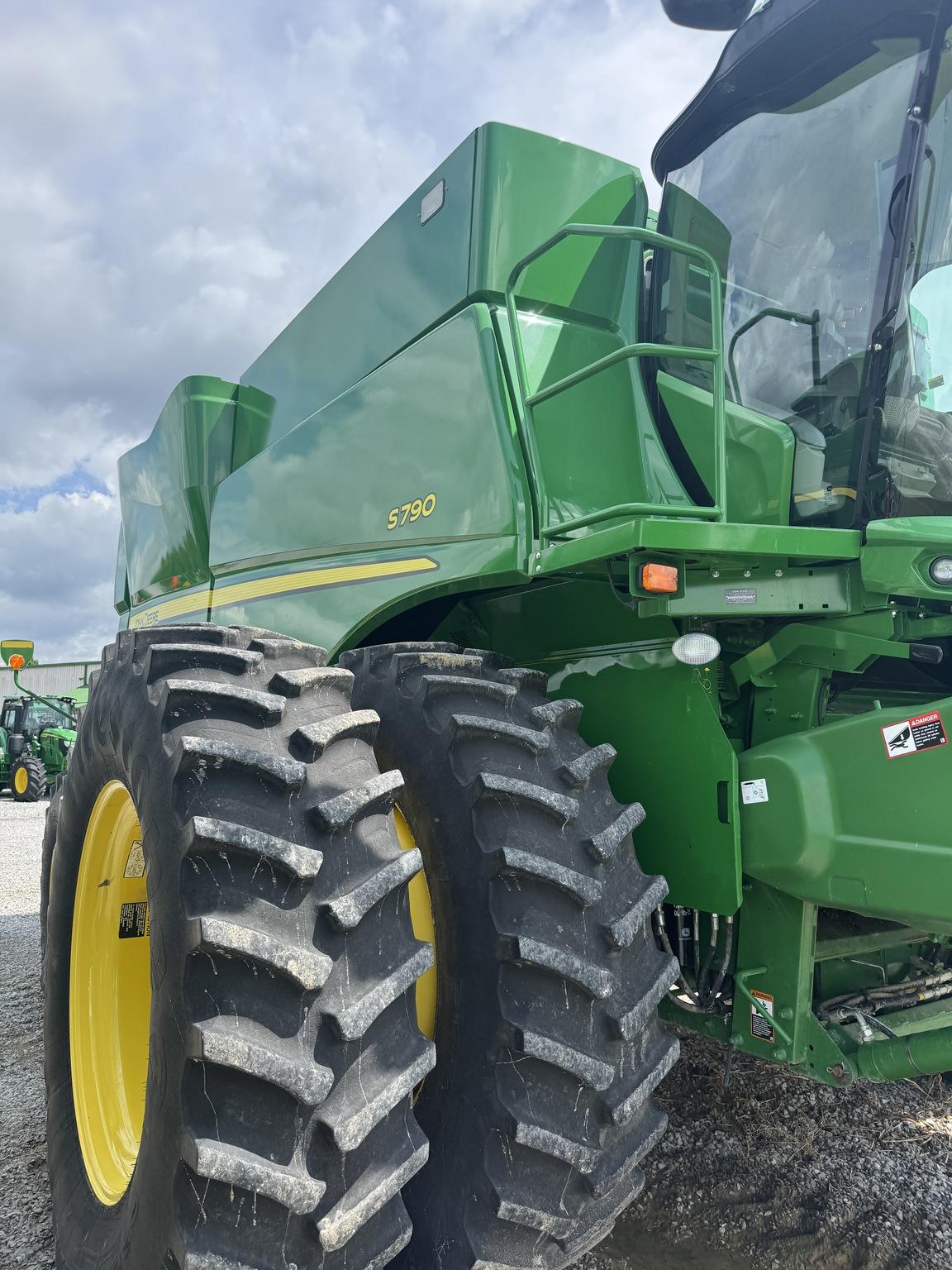2018 John Deere S790 Image
