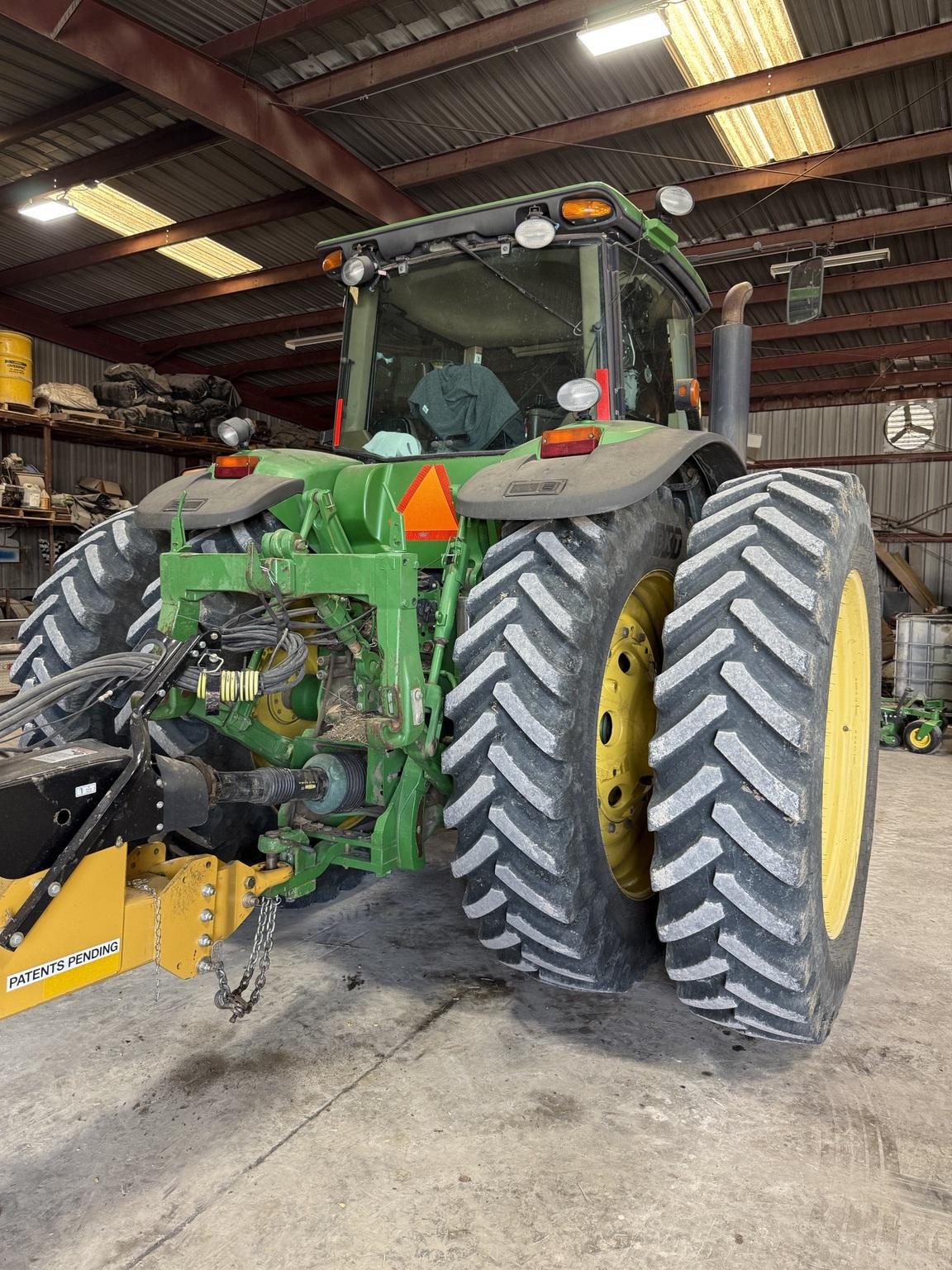 2009 John Deere 8330 Image
