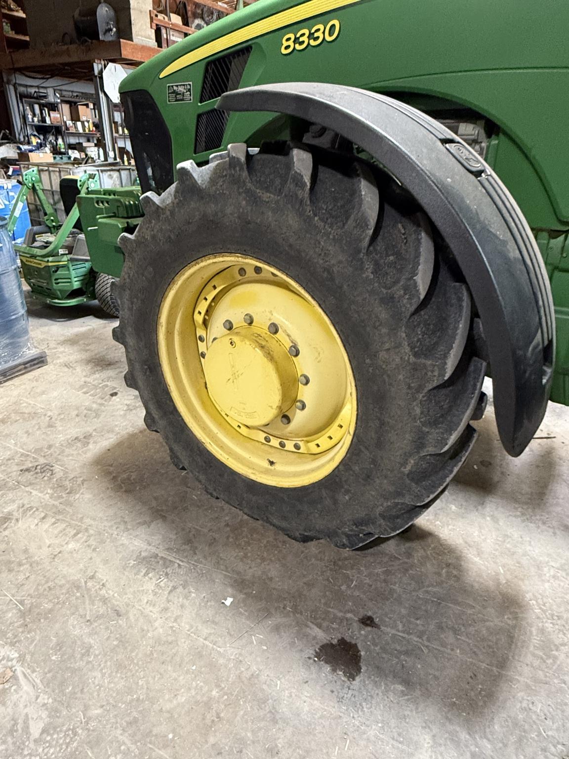 2009 John Deere 8330 Image