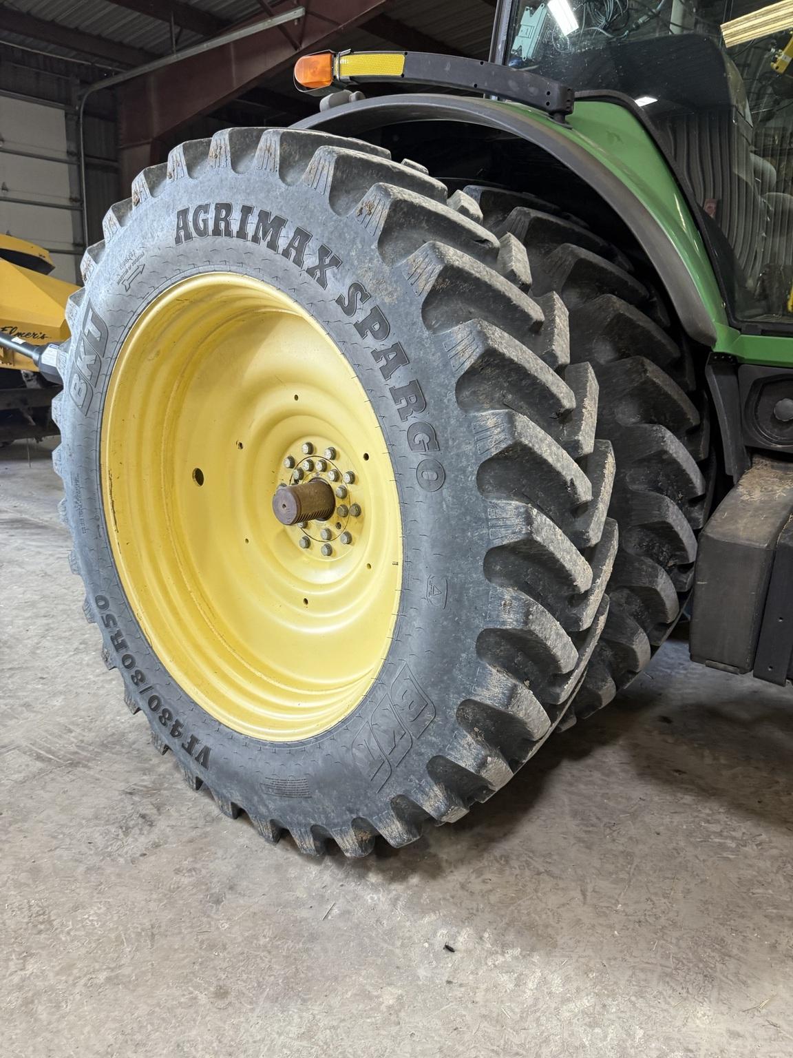 2009 John Deere 8330 Image