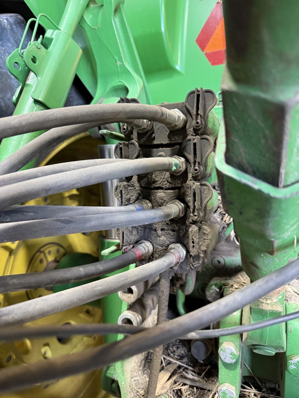 2009 John Deere 8330 Image