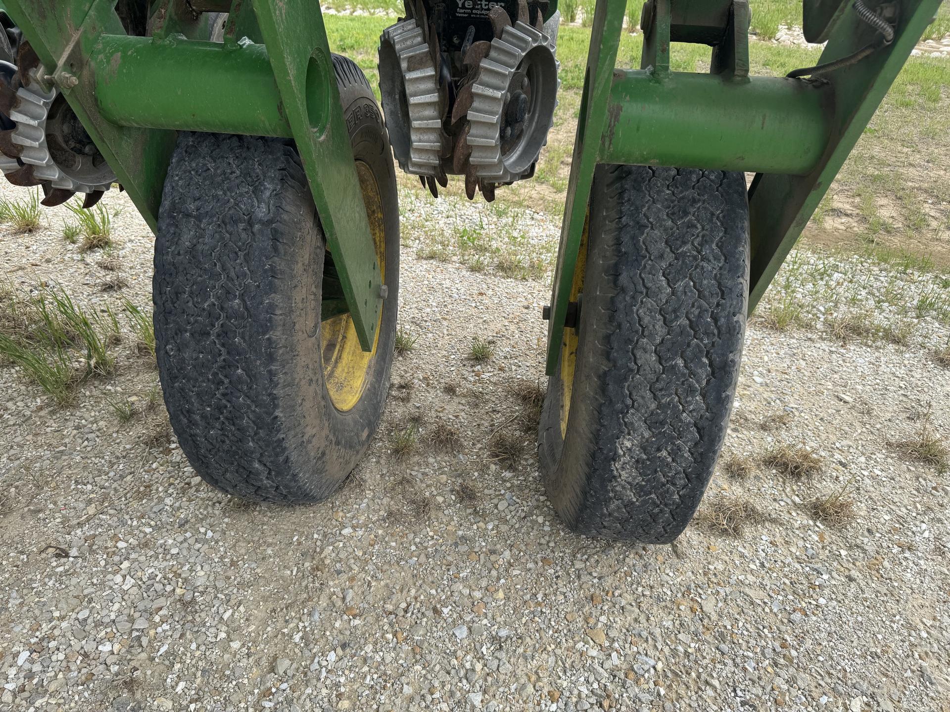 2011 John Deere 1770NT CCS Image