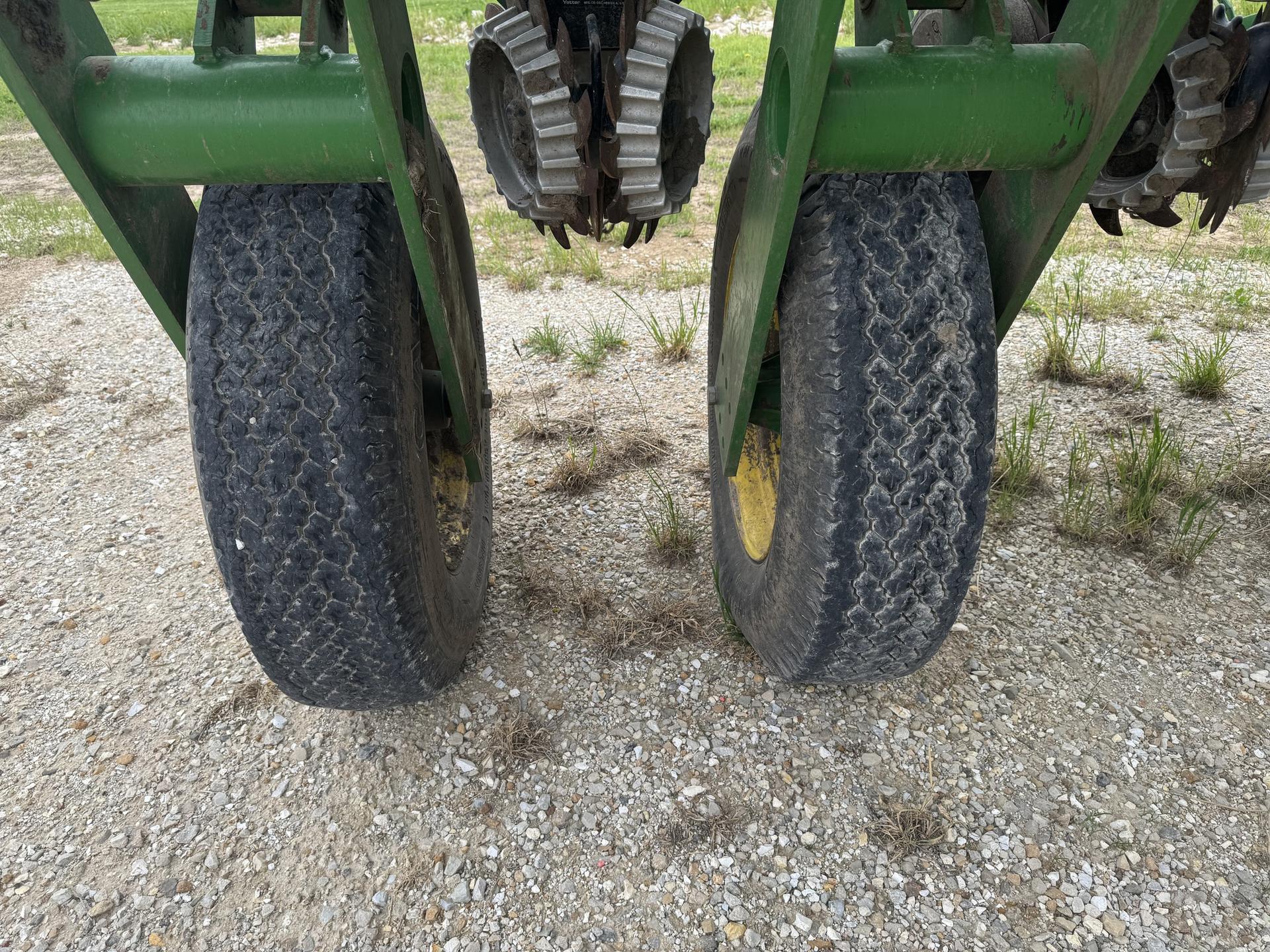 2011 John Deere 1770NT CCS Image