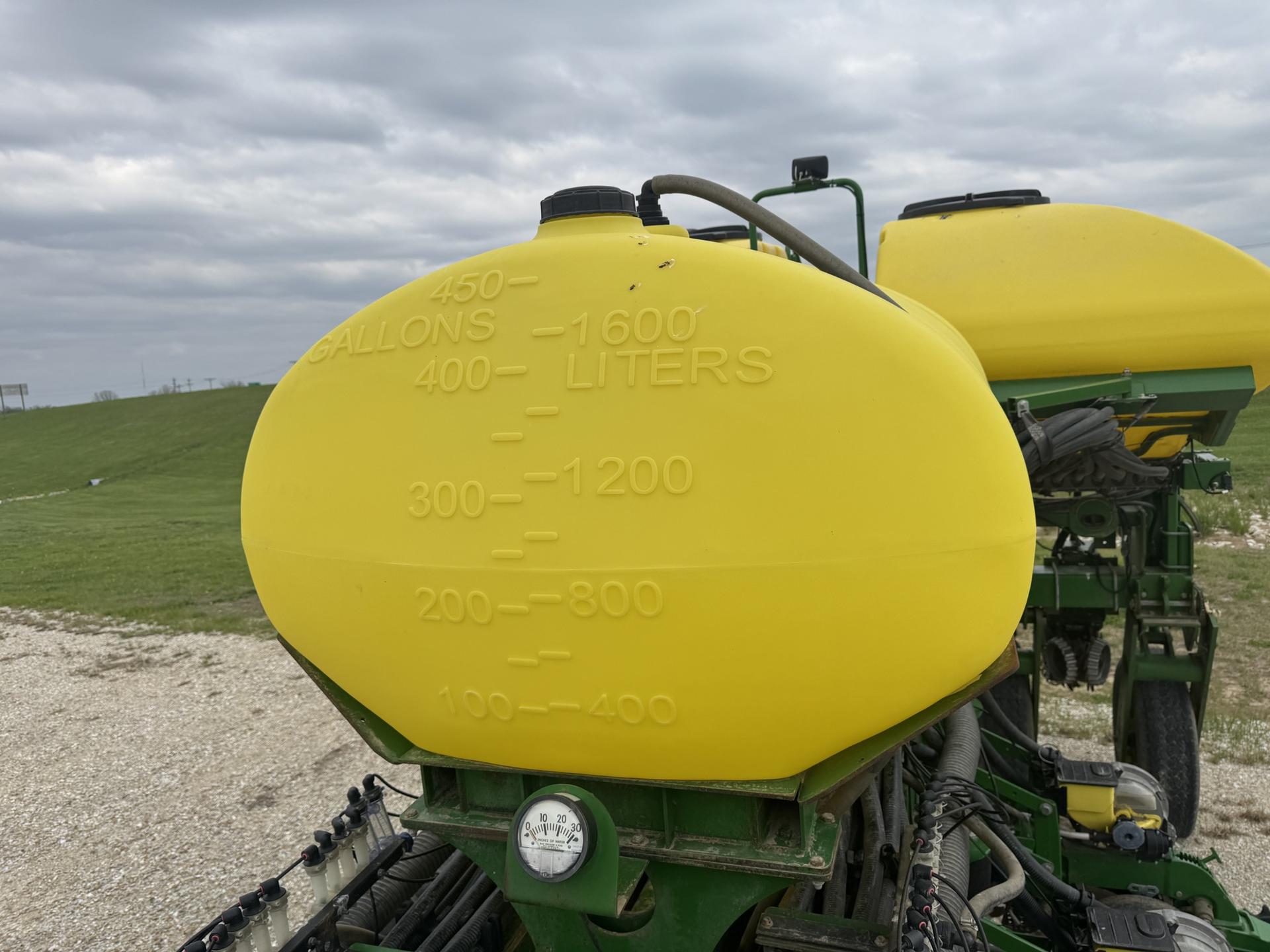 2011 John Deere 1770NT CCS Image
