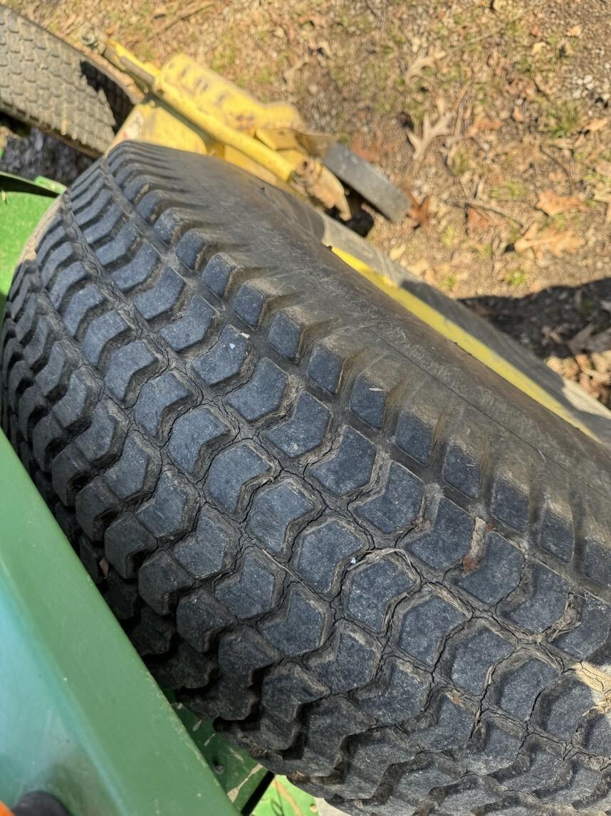 1993 John Deere 770 Image