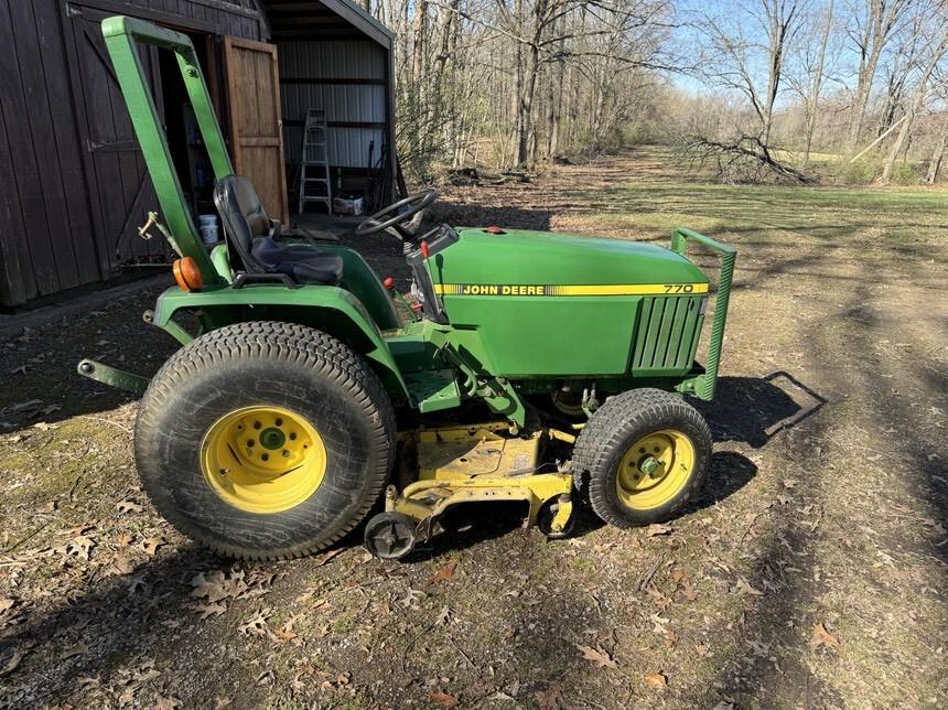 1993 John Deere 770 Image