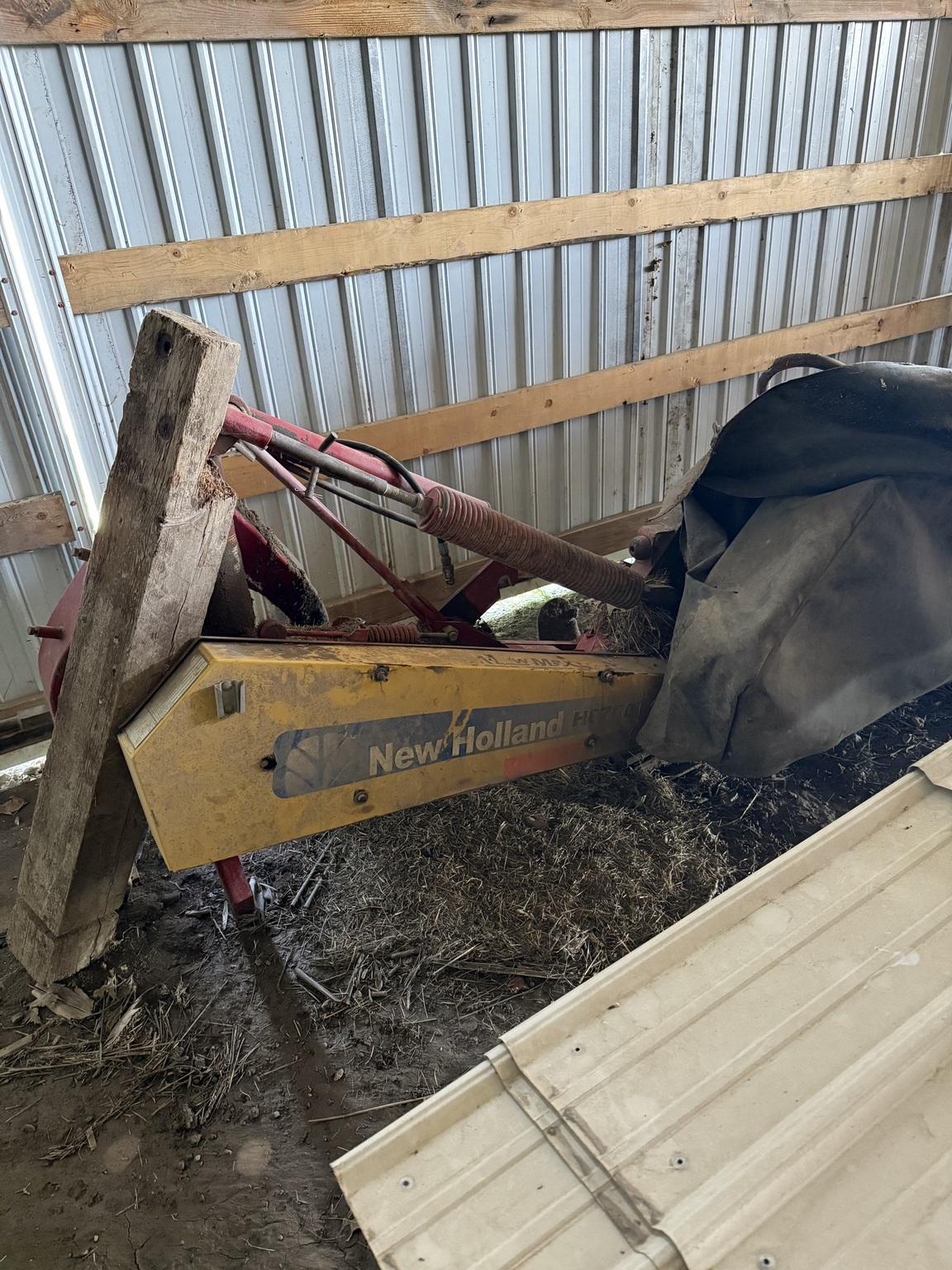 2015 New Holland H6750 Image