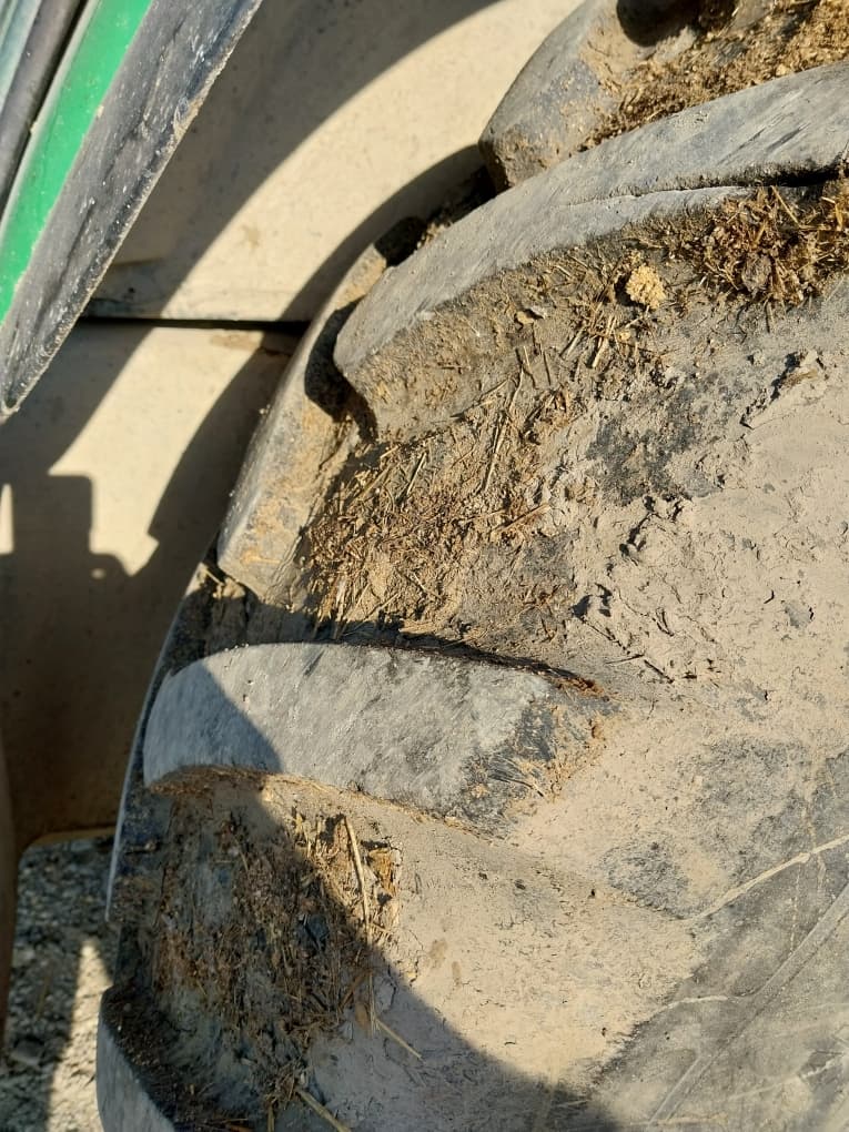 2013 John Deere 6150R Image