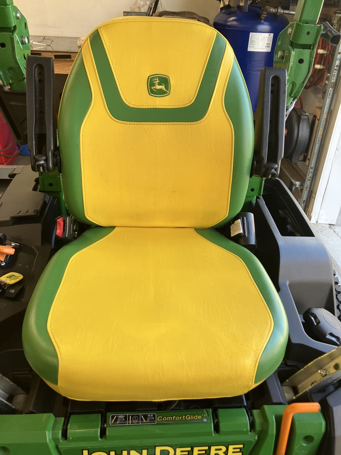 2021 John Deere Z530R Image