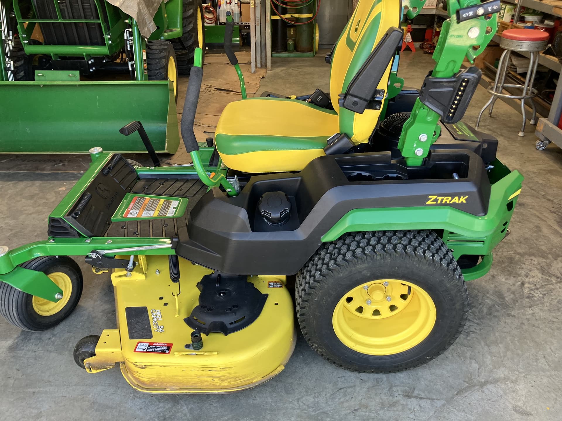2021 John Deere Z530R Image