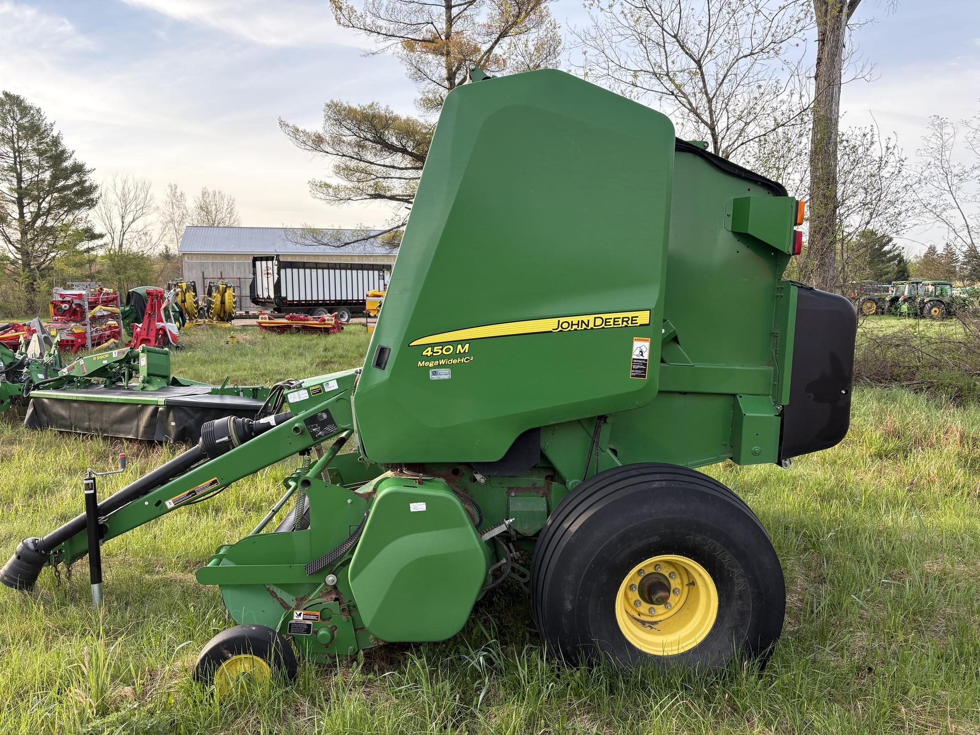 2018 John Deere 450M Image