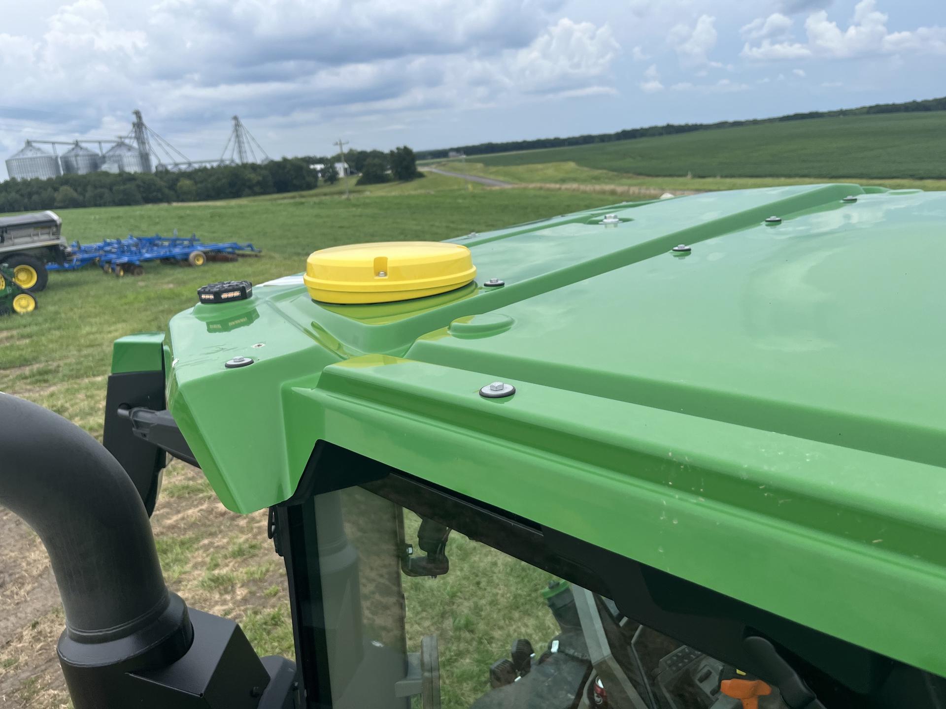 2024 John Deere 400R Image
