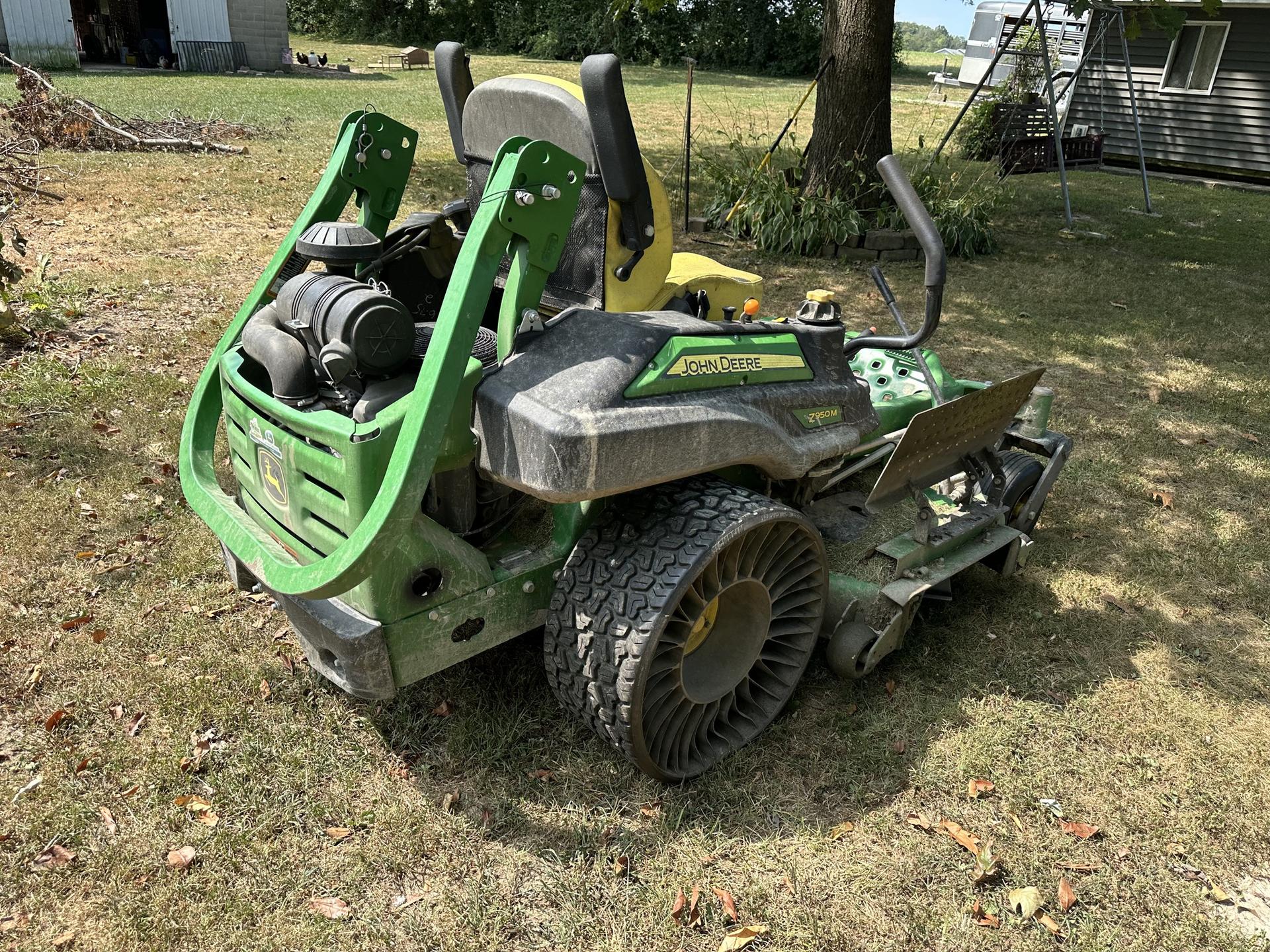 2019 John Deere Z950M Image