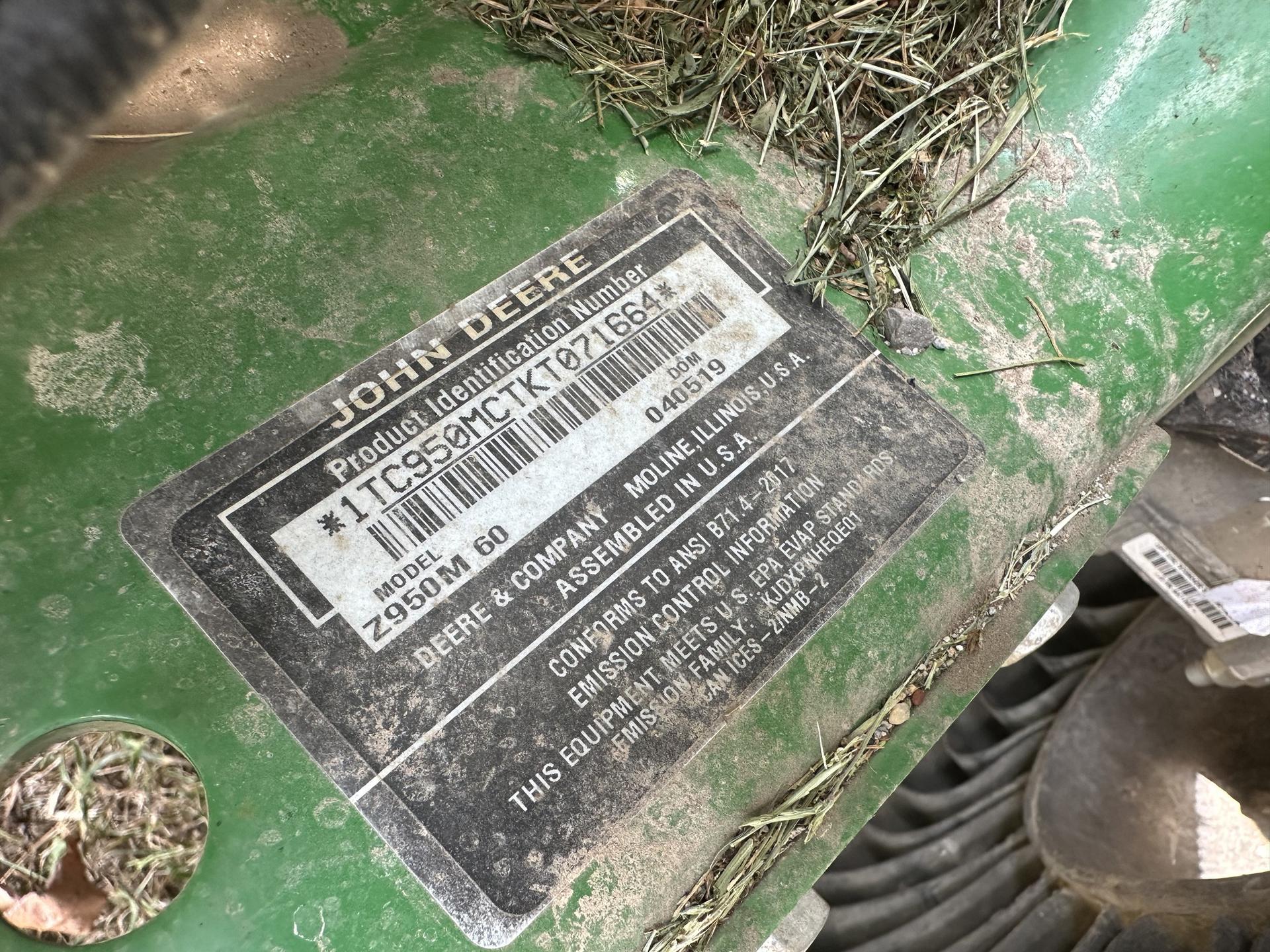 2019 John Deere Z950M Image
