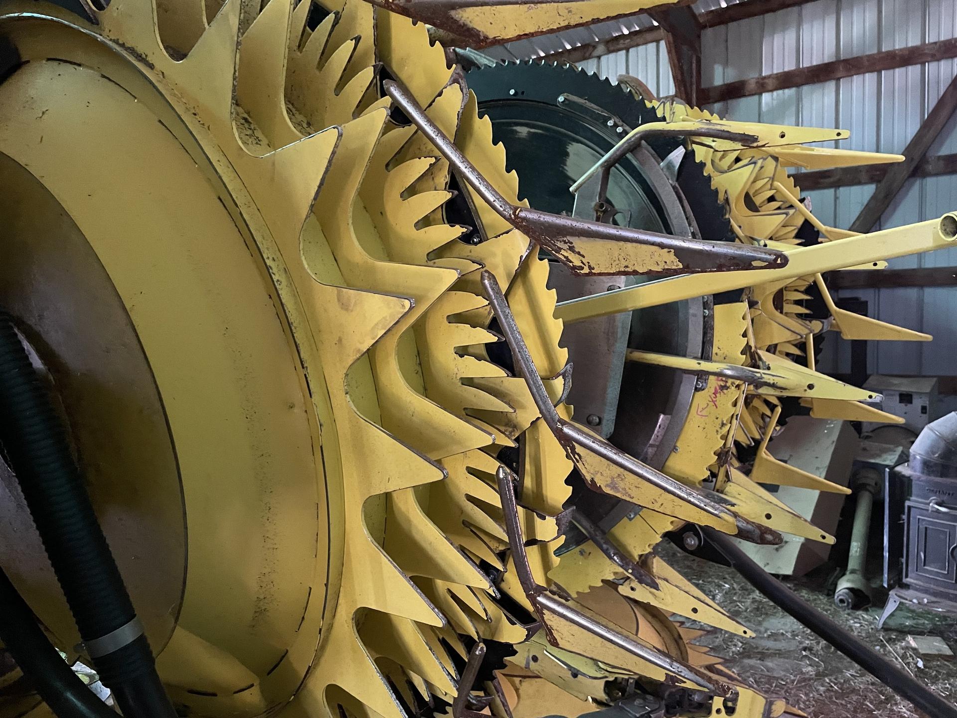 2021 John Deere 772 Image