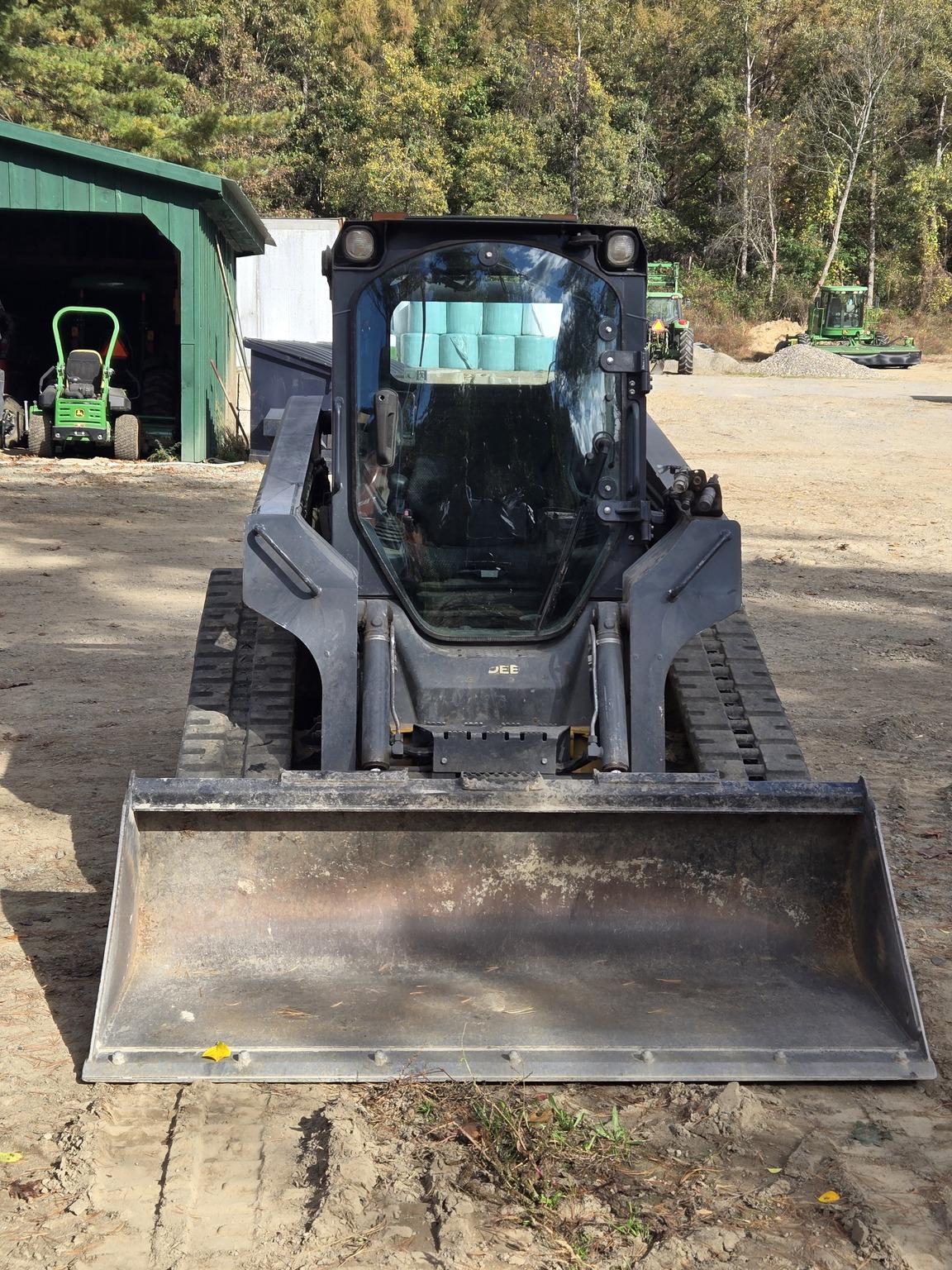 2013 John Deere 323D Image