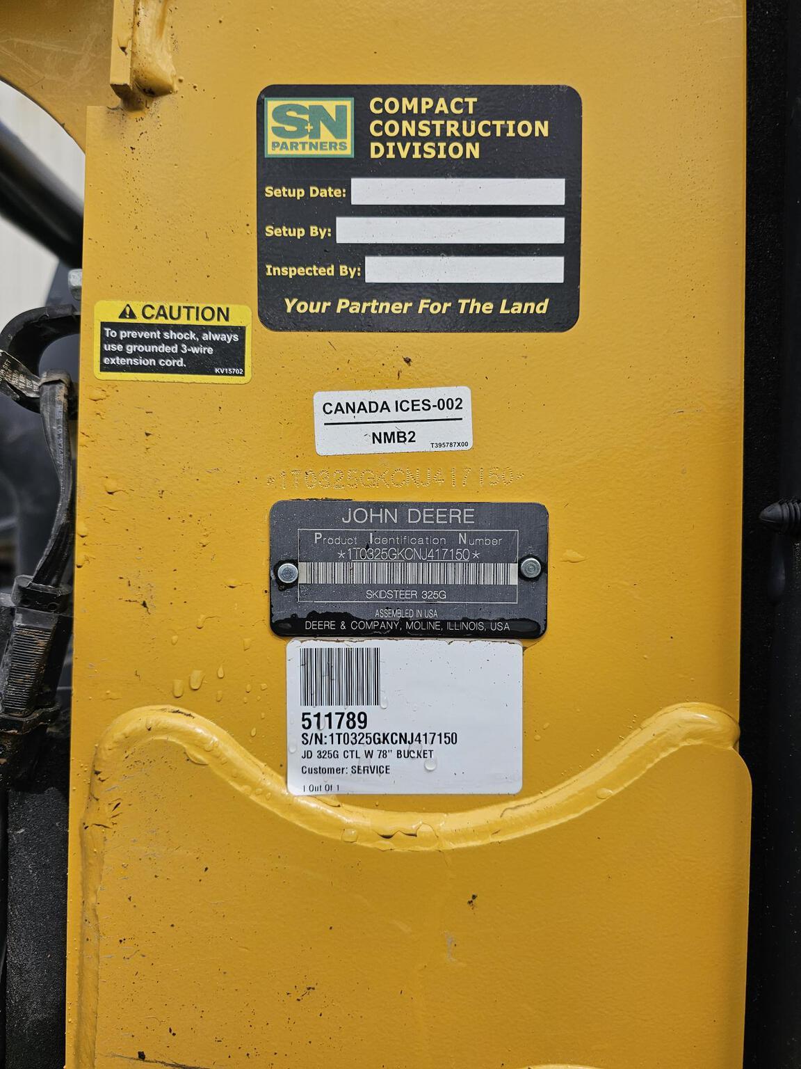 2022 John Deere 325G Image