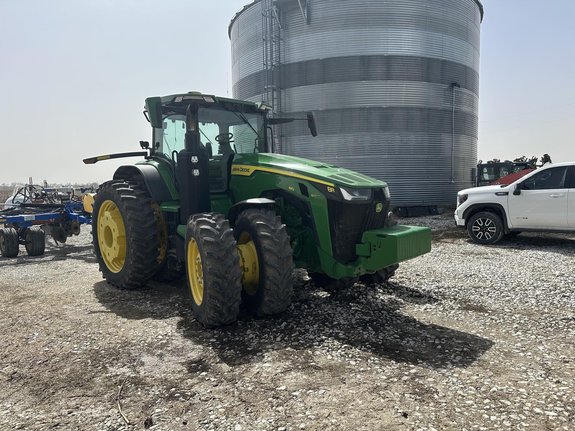2020 John Deere 8R 410 Image