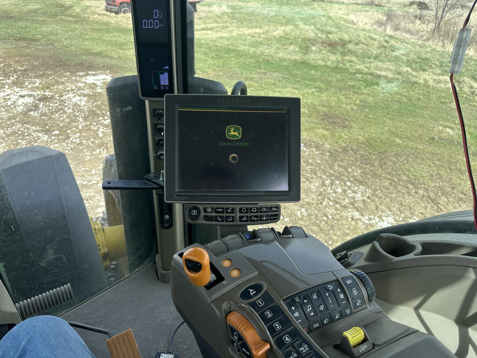 2020 John Deere 8R 410 Image