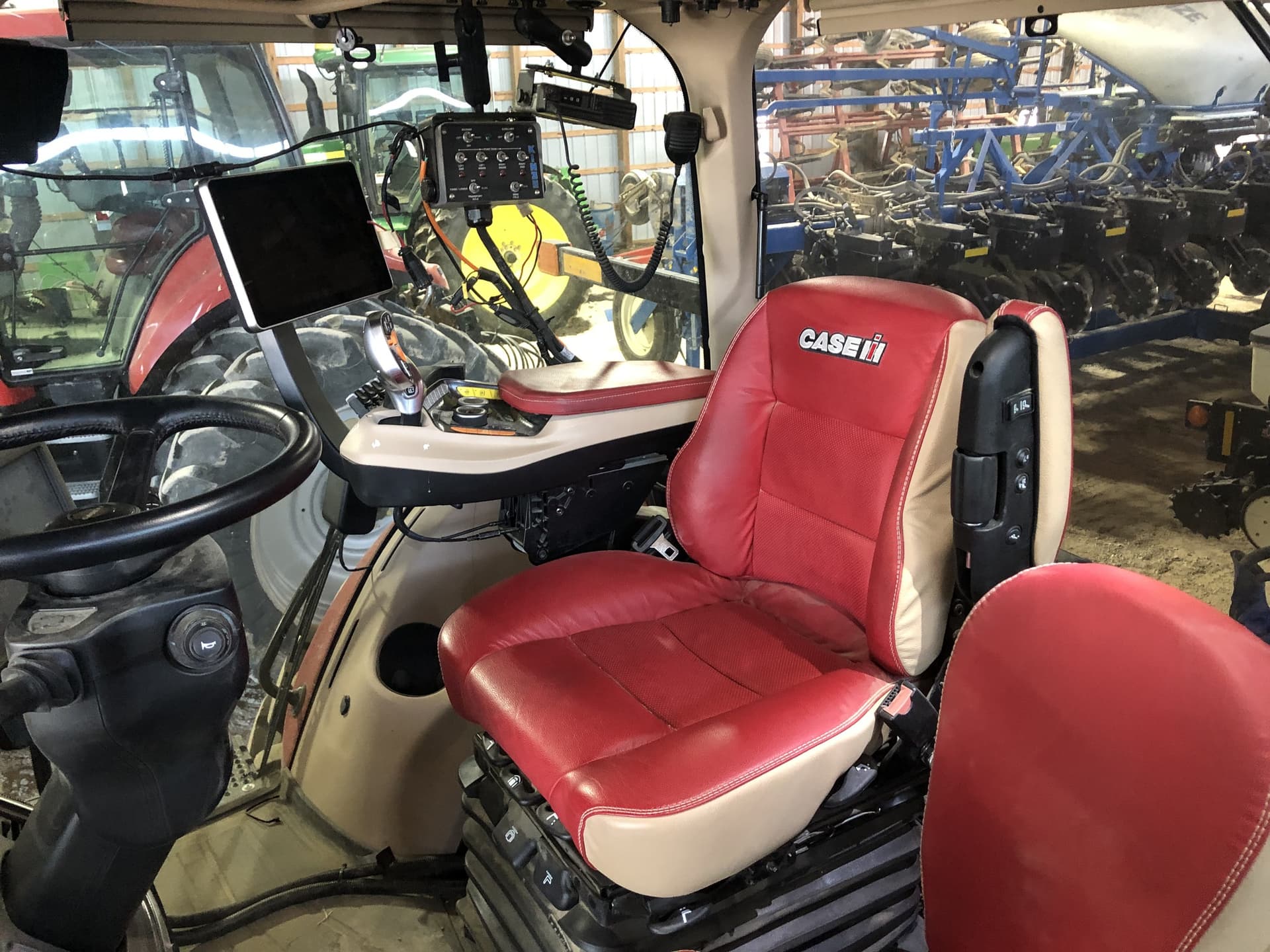 2024 Case IH Magnum 310 AFS Image