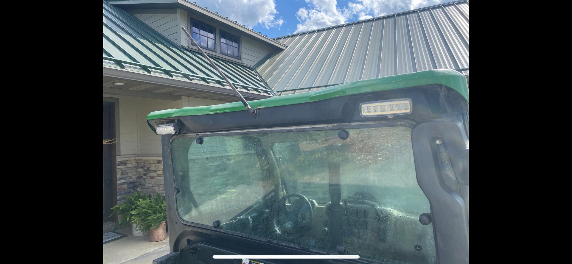 2022 John Deere XUV 835R Image