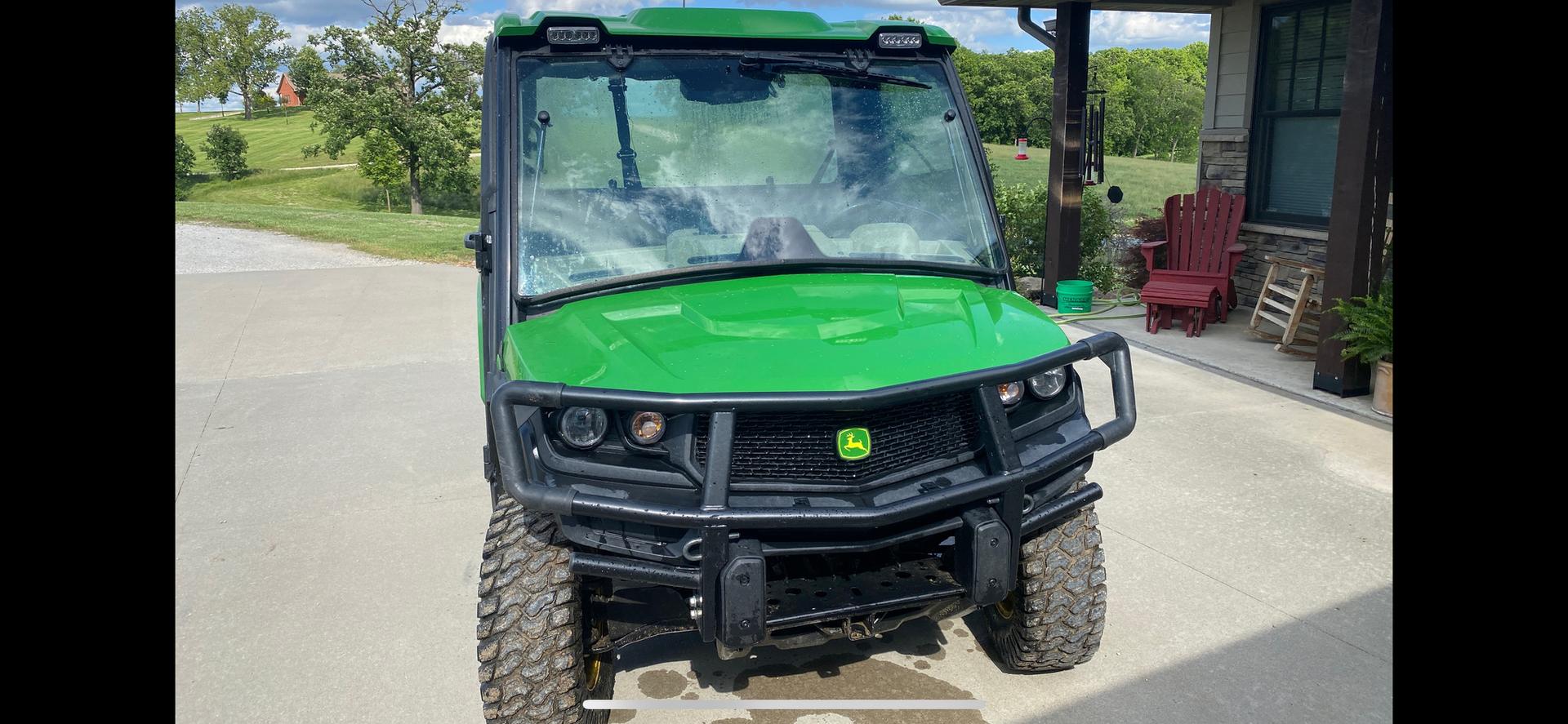2022 John Deere XUV 835R Image