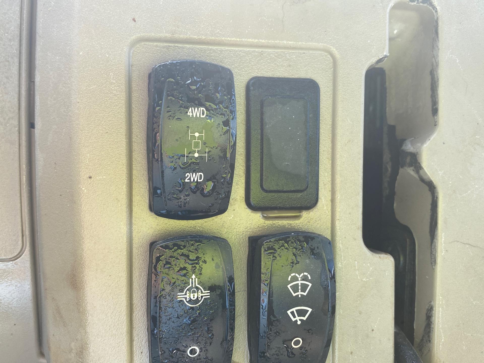 2022 John Deere XUV 835R Image