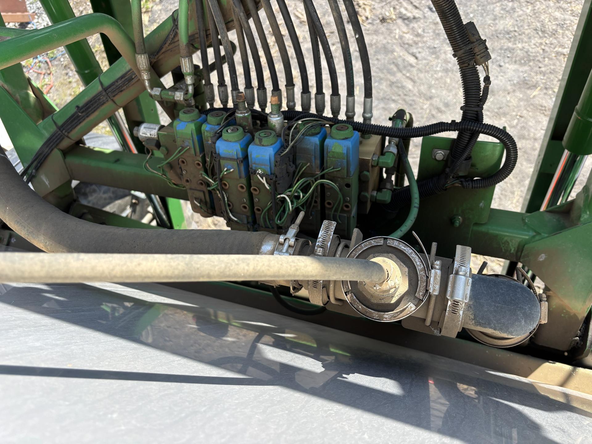2011 John Deere 4830 Image